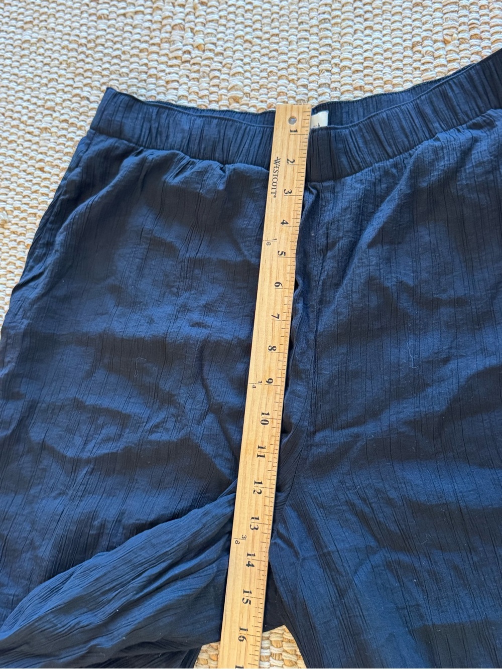 Abercrombie Black Crinkle Textured Wide Leg Pants Black Size Medium Long Tall - Picture 9 of 11